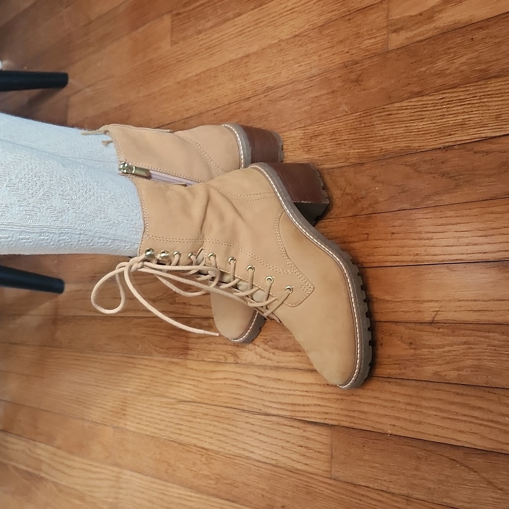 Crown Vintage Tan Lace-Up Heeled Boots - Picture 4 of 4